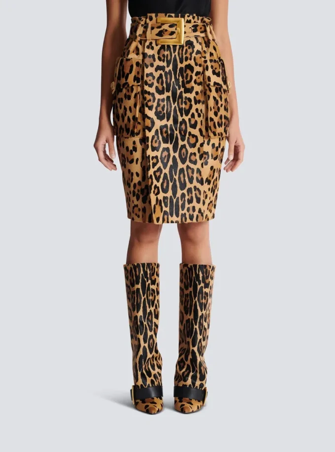 Midi-Rock aus Leder im Ponyfell-Look mit Leopardenmuster Midi-Rock aus Leder im Ponyfell-Look mit Leopardenmuster