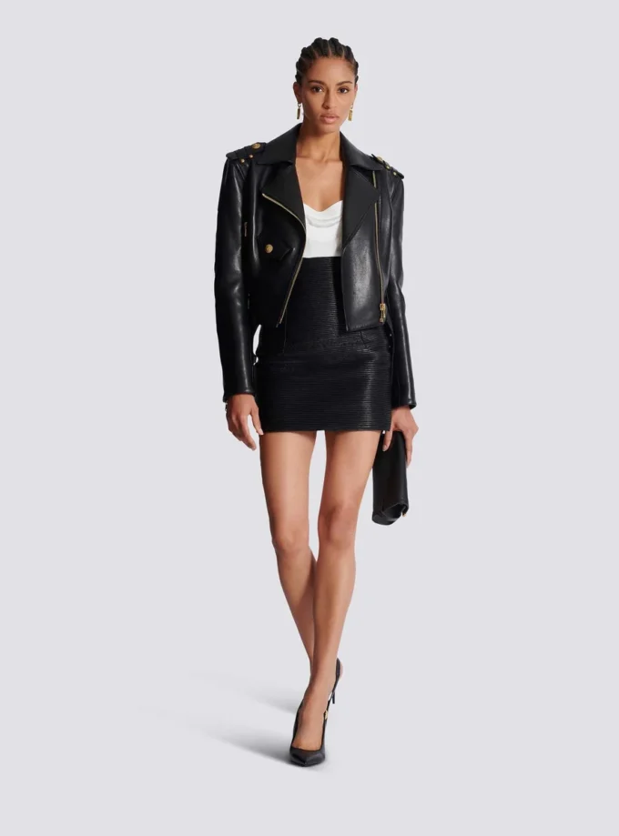 Minirock aus Lammleder mit hoher Taille und Rollsaum Minirock aus Lammleder mit hoher Taille und Rollsaum