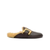 Flache Mules aus Leder und Kunstfell Flache Mules aus Leder und Kunstfell