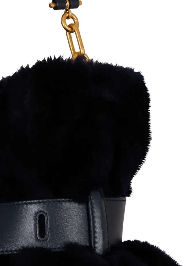 Mittlere Anthem-Tasche aus Lammfell Mittlere Anthem-Tasche aus Lammfell