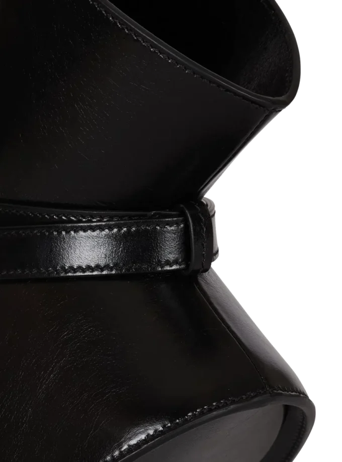 Mittlere Shuffle-Tasche aus Kalbsleder Mittlere Shuffle-Tasche aus Kalbsleder
