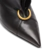 Mules aus Lammleder mit Piercing vorne