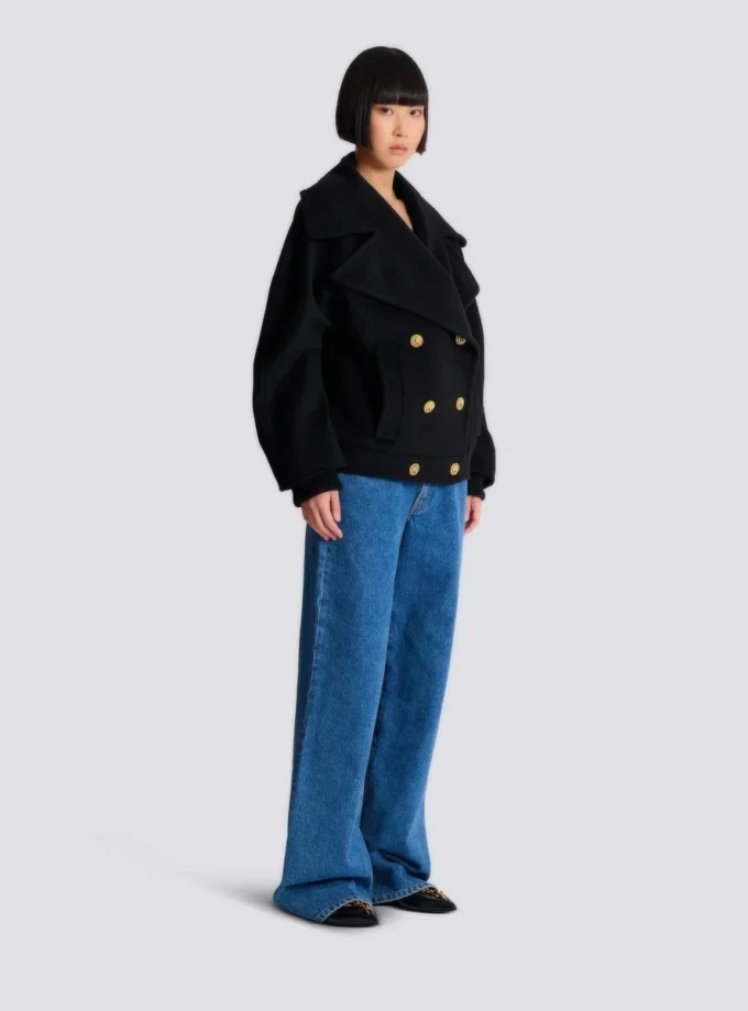 Pea Coat aus Wolle mit 4 Knöpfen Pea Coat aus Wolle mit 4 Knöpfen