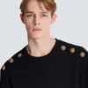 Pullover mit Kettenlöwen-Knöpfen Pullover mit Kettenlöwen-Knöpfen