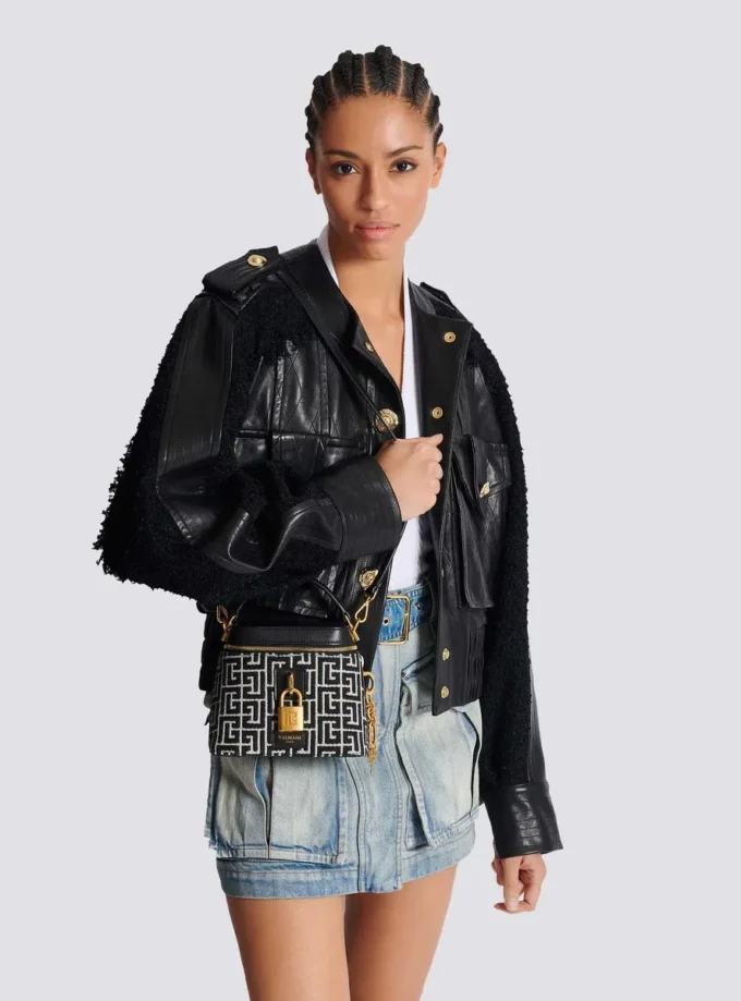 Pulse Vanity Bag aus Jacquard-Canvas mit Monogramm und Leder Pulse Vanity Bag aus Jacquard-Canvas mit Monogramm und Leder