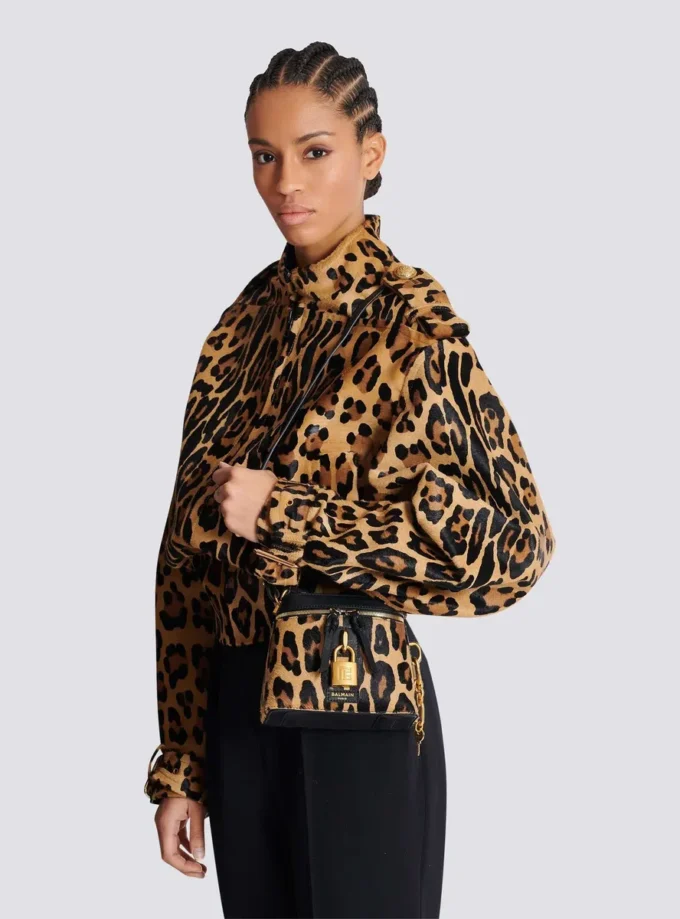 Pulse Vanity Ledertasche mit Leopardenmuster Pulse Vanity Ledertasche mit Leopardenmuster
