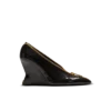 Pumps mit Keilabsatz und Reißverschluss aus Lackleder Pumps mit Keilabsatz und Reißverschluss aus Lackleder