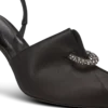 Satin-Slingbacks mit Piercing
