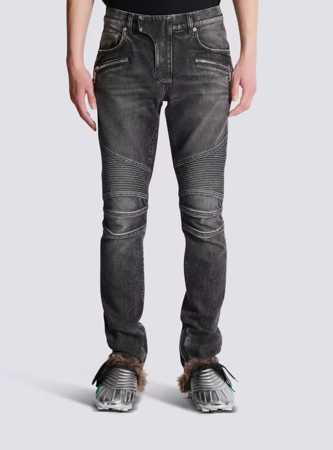 Schmal geschnittene Bikerhose aus Denim Schmal geschnittene Bikerhose aus Denim