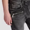 Schmal geschnittene Bikerhose aus Denim Schmal geschnittene Bikerhose aus Denim