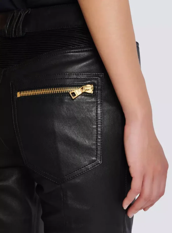 Schmal geschnittene Bikerhose aus Lammleder Schmal geschnittene Bikerhose aus Lammleder