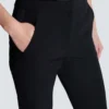 Schmal geschnittene Hose mit Reißverschluss aus Grain de Poudre Schmal geschnittene Hose mit Reißverschluss aus Grain de Poudre
