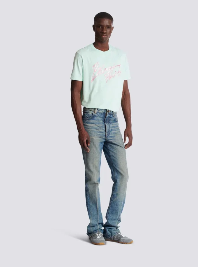 Schmale Jeans mit geradem Bein aus Vintage-Denim Schmale Jeans mit geradem Bein aus Vintage-Denim