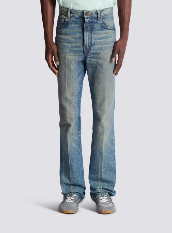 Schmale Jeans mit geradem Bein aus Vintage-Denim Schmale Jeans mit geradem Bein aus Vintage-Denim