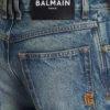 Schmale Jeans mit geradem Bein aus Vintage-Denim Schmale Jeans mit geradem Bein aus Vintage-Denim
