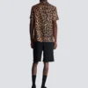 Seidenpyjamahemd mit Leopardenmuster Seidenpyjamahemd mit Leopardenmuster