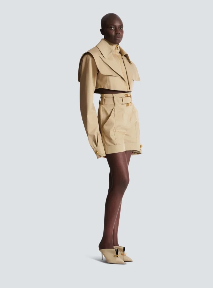 Shorts aus Baumwollgabardine mit Gürtel Shorts aus Baumwollgabardine mit Gürtel