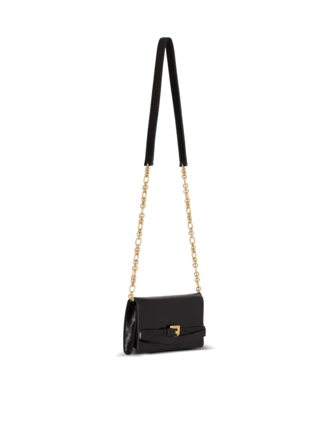 Shuffle-Brieftasche aus Kalbsleder mit Kette Shuffle-Brieftasche aus Kalbsleder mit Kette