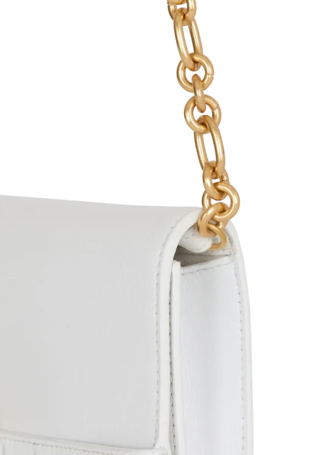 Shuffle-Brieftasche aus Kalbsleder mit Kette Shuffle-Brieftasche aus Kalbsleder mit Kette