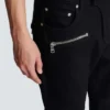 Slim-Fit-Bikerjeans aus schwarzem Denim Slim-Fit-Bikerjeans aus schwarzem Denim