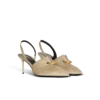 Slingbacks aus Baumwollgabardine mit Piercing