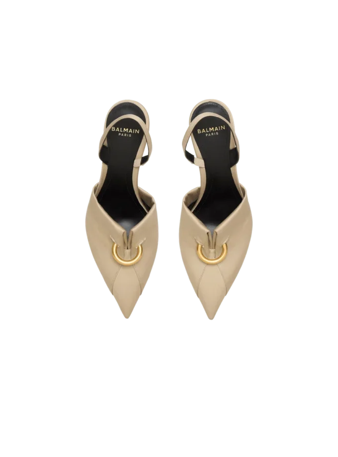 Slingbacks aus Baumwollgabardine mit Piercing