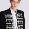 Spencerjacke aus Krepp mit gesticktem Frogging