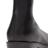 Stiefel mit eckiger Spitze aus strukturiertem Leder Stiefel mit eckiger Spitze aus strukturiertem Leder