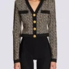 Strickjacke mit Monogramm Strickjacke mit Monogramm