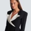 Strukturiertes langes Kleid aus Crêpe