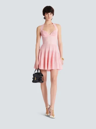 Strukturiertes Strickkleid mit Neckholder und A-Linie