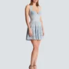 Strukturiertes Strickkleid mit Neckholder und A-Linie Strukturiertes Strickkleid mit Neckholder und A-Linie