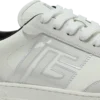 Swan Sneakers aus Wildleder von Balmain Swan Sneakers aus Wildleder von Balmain