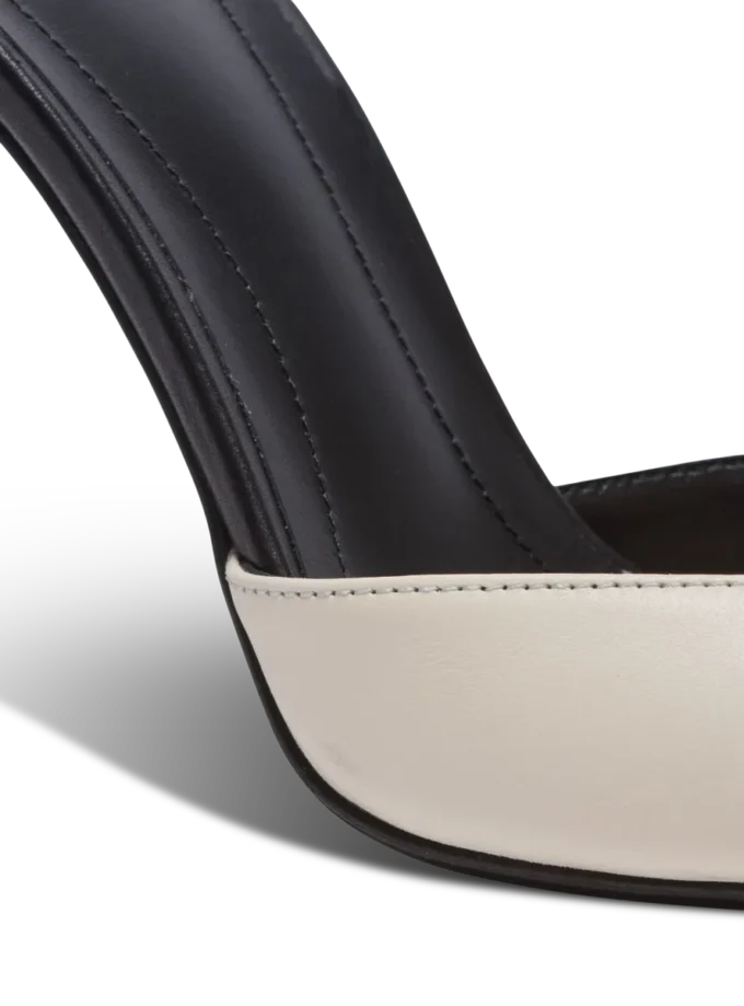 Sync Leder-Stilettos mit spitzer Zehenpartie Sync Leder-Stilettos mit spitzer Zehenpartie