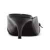 Sync-Pantoletten aus Lackleder mit spitzer Zehenpartie Sync-Pantoletten aus Lackleder mit spitzer Zehenpartie