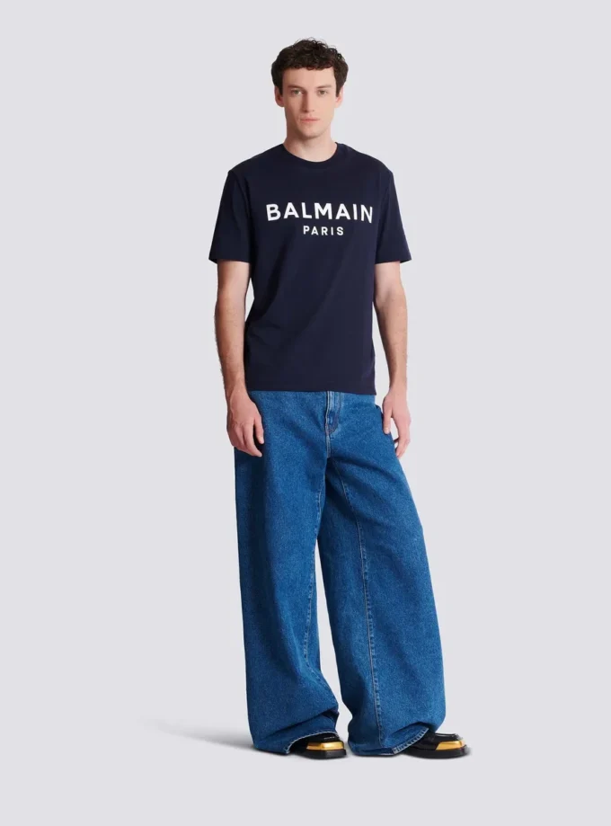 T-Shirt mit Balmain Paris-Print T-Shirt mit Balmain Paris-Print