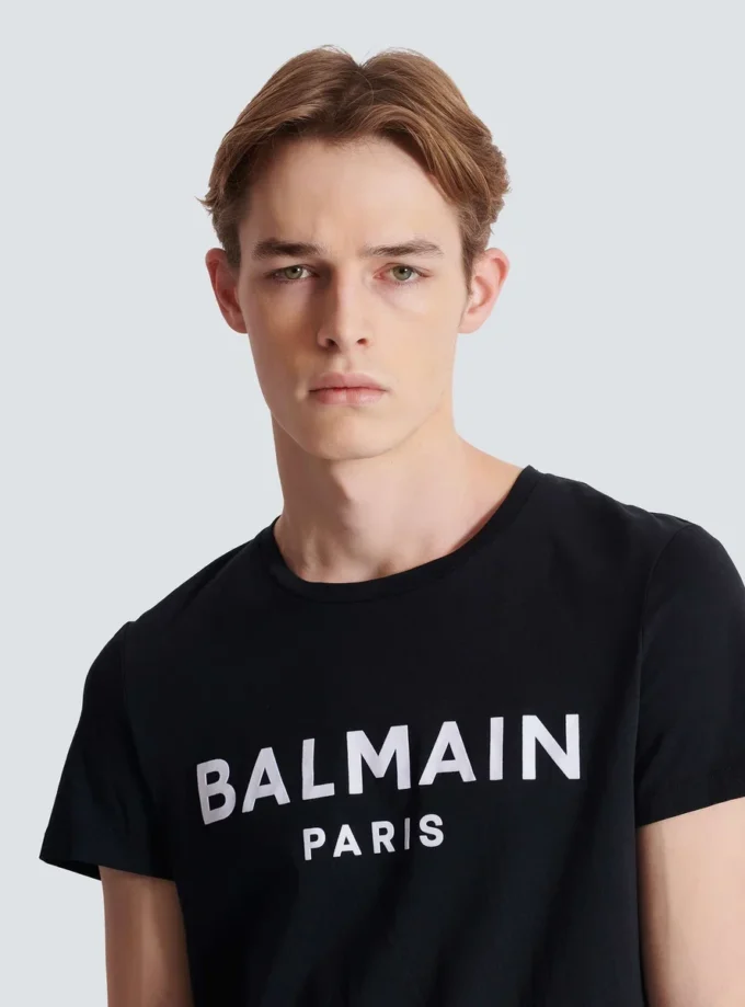 T-Shirt mit Balmain Paris-Print T-Shirt mit Balmain Paris-Print