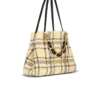 Tote Bag aus kariertem Tweed 1945