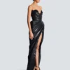 Trägerloses, figurbetontes Lederkleid Trägerloses, figurbetontes Lederkleid