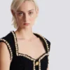Tweedkleid mit Perlenbesatz Tweedkleid mit Perlenbesatz