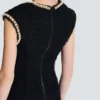 Tweedkleid mit Perlenbesatz Tweedkleid mit Perlenbesatz