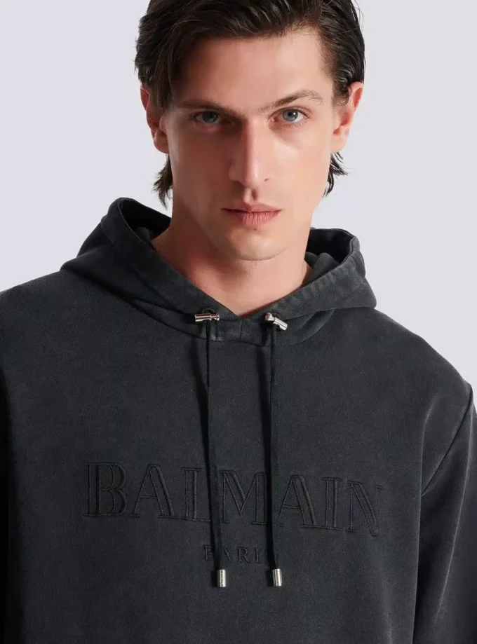 Vintage Balmain Hoodie mit Stickerei Vintage Balmain Hoodie mit Stickerei