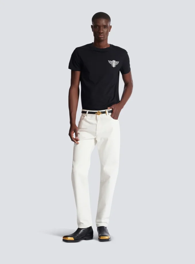 Weiße Jeans mit geradem Schnitt Weiße Jeans mit geradem Schnitt