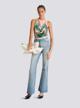 Weste mit Balmain-Foulard-Print im Trompe-l’œil-Stil Weste mit Balmain-Foulard-Print im Trompe-l’œil-Stil