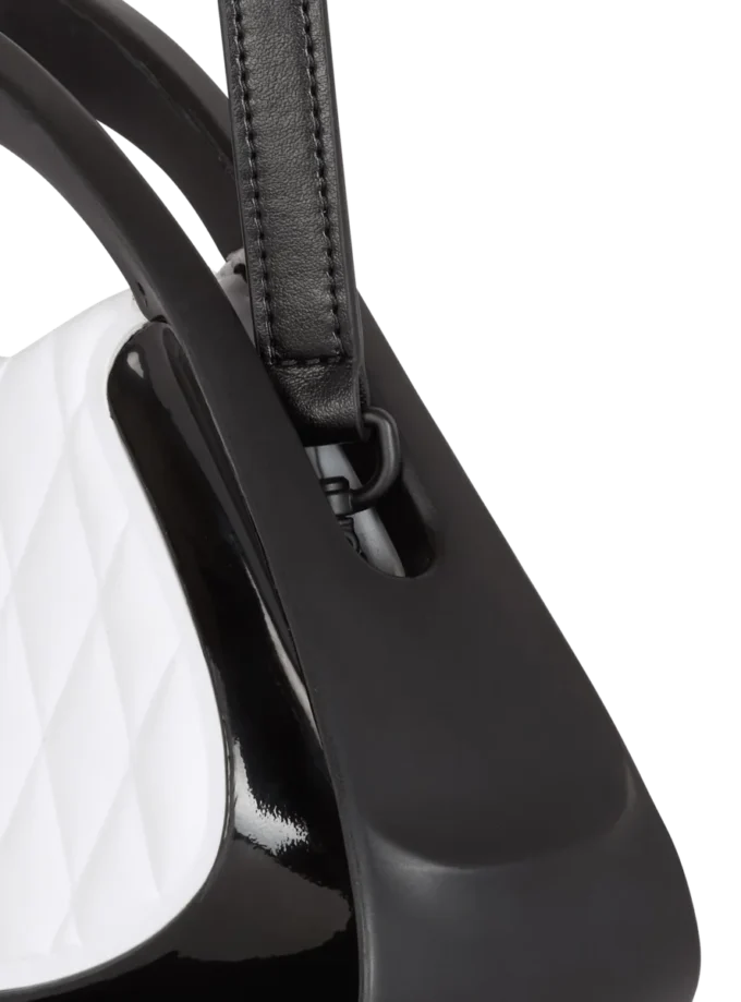 Zweifarbige, gesteppte kleine Jolie Madame Tasche Zweifarbige, gesteppte kleine Jolie Madame Tasche