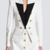 Zweifarbige Jacke mit 6 Knöpfen Zweifarbige Jacke mit 6 Knöpfen